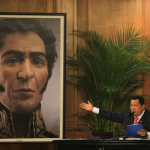 Chávez presenta imagen digitalizada de Bolivar a medios