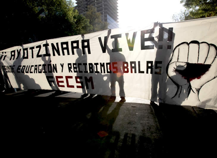 Otorgan amparo a policías implicados en caso Ayotzinapa