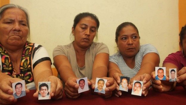 Familiares de víctimas San Fernando/ Foto CNN