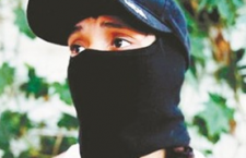 Mujer se suma la autodefensa en Ayutla