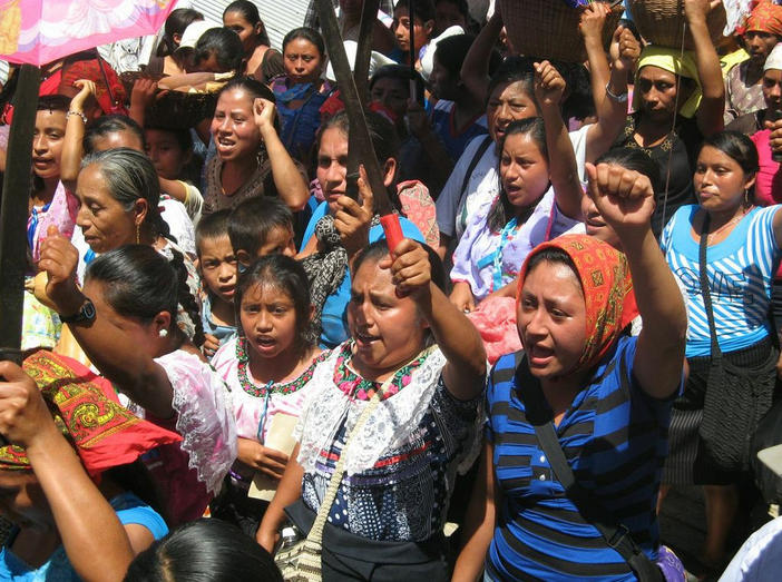 Indígenas choles por la defensa del ejido Tila/ Foto: Simón Hernández