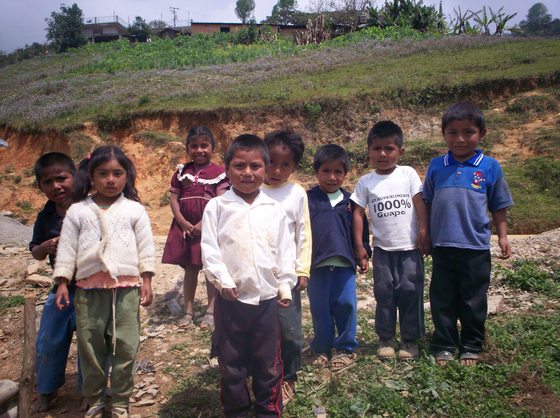 Niñez mazateca de la comunidad de Agua Iglesia (Eloxochitlán de Flores Magón, Oaxaca)