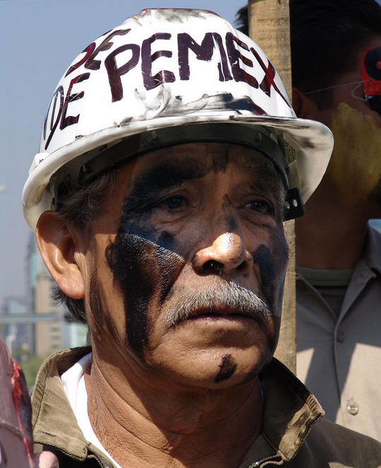 Trabajadores de PEMEX contra la privatización del petróleo/Foto César Martínez