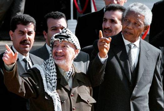 Visita del líder palestino Yasser Arafat a Ciudad del Cabo, en agosto de 1998/Foto Ap