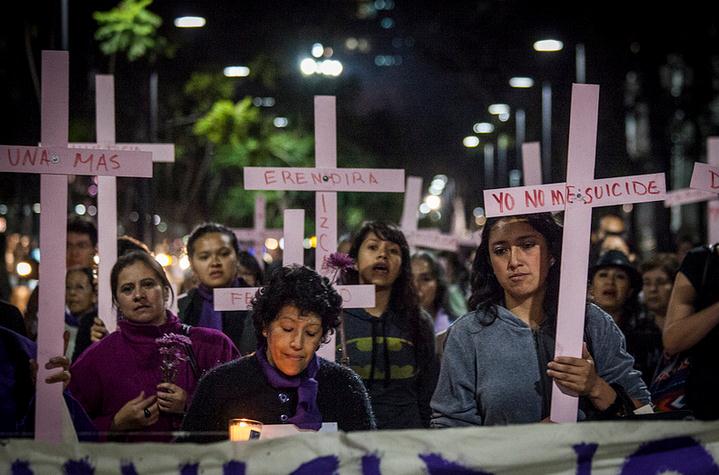 Mujeres exigen alto a la violencia de género|Imagen de archivo|Foto: César Martínez López