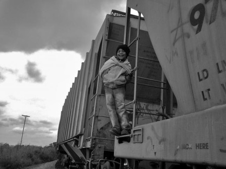 “En viaje de mosquita no hay boleto”. Itzel Pérez Zagal. Concurso Fotográfico: Migraciones Internacionales y Fronteras