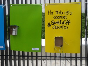 #SwitchOffMx  al Senado| Foto: Olivia Vázquez