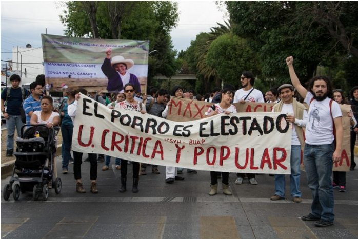 Estudiantes de la BUAP protestan luego de la agresión
