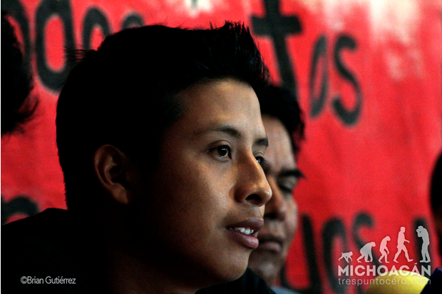 Los estudiantes, en conferencia de prensa en Michoacán