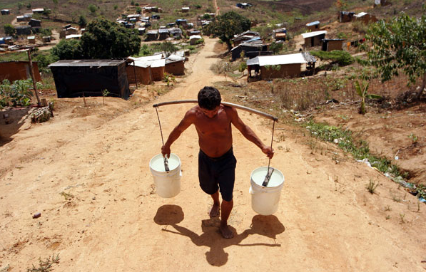 9 millones sin acceso al agua potable