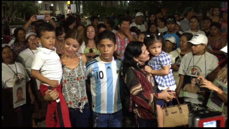 Caravana de Madres Migrantes reúne a mujer con su hija después de 14 años