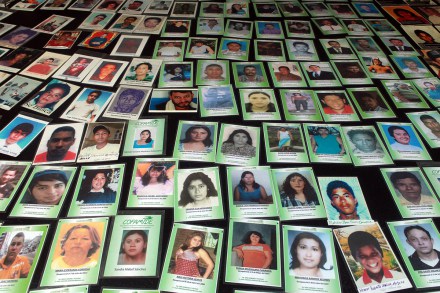 El olvido por los desaparecidos / José Gil Olmos en Proceso