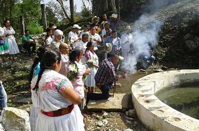 Ceremonia de rechazo al extractivismo en Puebla