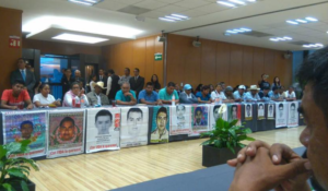 Padres Ayotzinapa