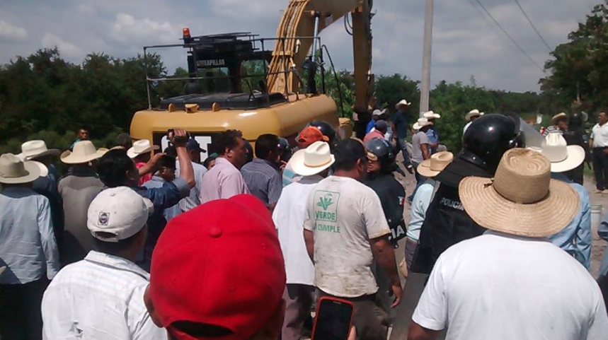 Detienen ejidatarios obra de la termoeléctrica en Morelos