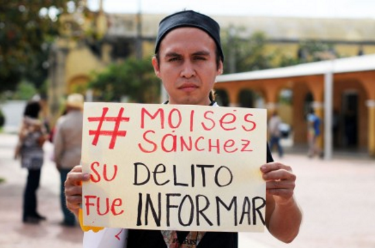 Denuncian dos años de impunidad en el asesinato del periodista Moisés Sánchez