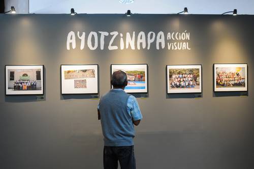 Inauguran exposición «Ayotzinapa. Acción visual»; el gobierno mexicano impidió mostrarla en galería de la OEA