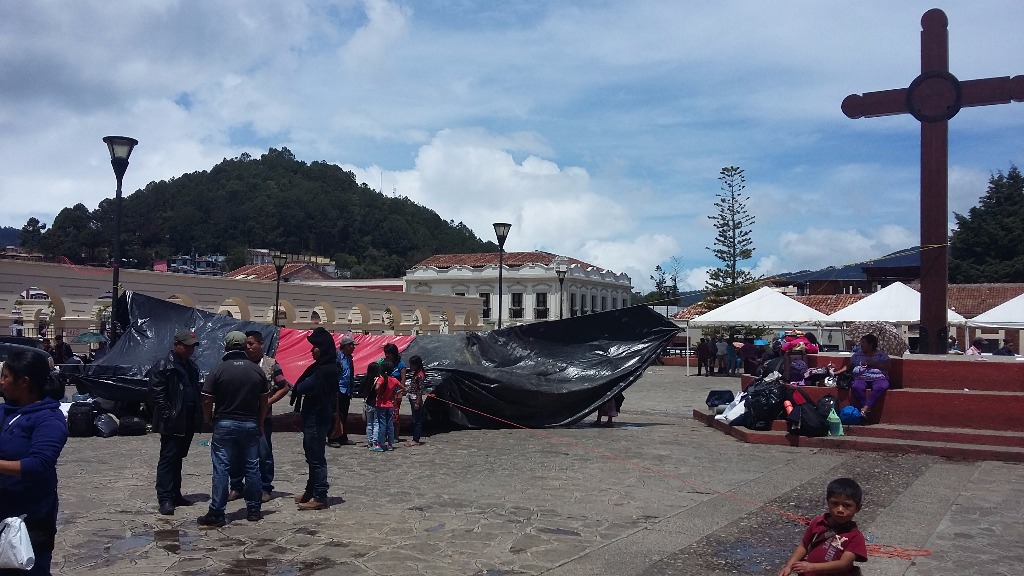 Protestan en San Cristóbal por altos cobros de luz