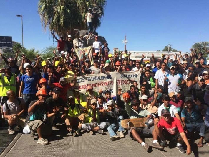 Se manifiestan migrantes en Hermosillo, Sonora