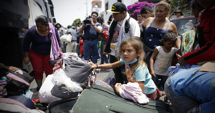 IMAGEN DEL DÍA | Caravana Migrante parte hacia la CdMx