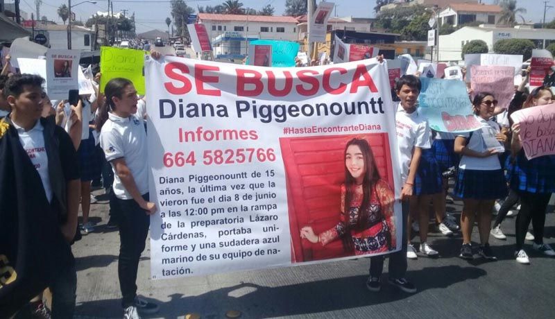 IMAGEN DEL DÍA | En Tijuana, exigen estudiantes encontrar a Diana Piggeonountt con vida