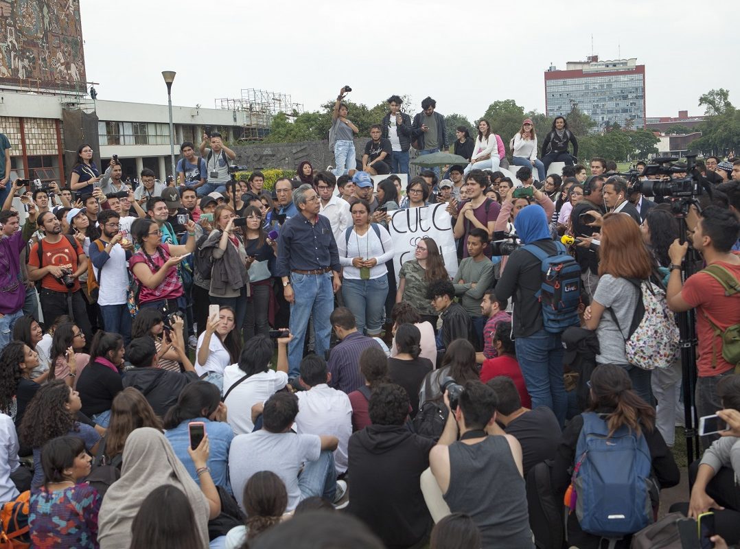IMAGEN DEL DÍA | Se van a paro 32 planteles de la UNAM tras ataque de porros