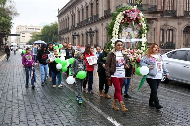 IMAGEN DEL DÍA | Peregrinan en Monterrey por desaparecidos