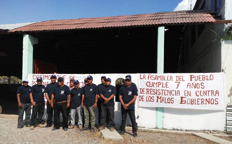IMAGEN DEL DÍA | Conmemoran ikoots 7 años de resistencia contra eólicas en San Dionisio del Mar