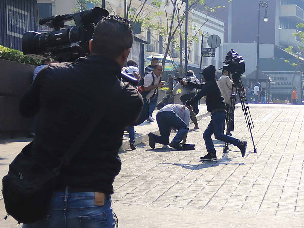 En «alto riesgo», periodistas amenazados por cubrir ataque en Cuernavaca