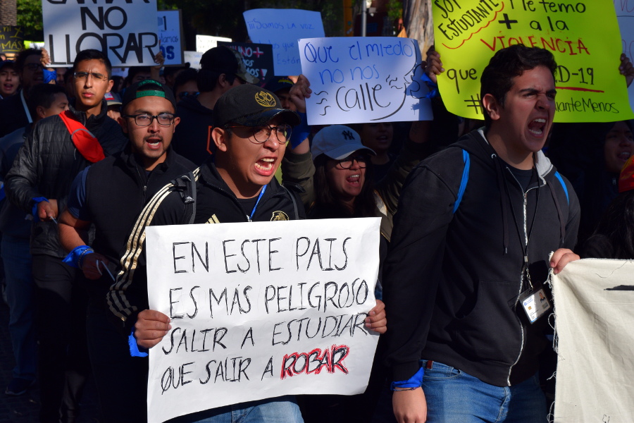 IMAGEN DEL DÍA | Megamarcha universitaria contra la violencia en Puebla