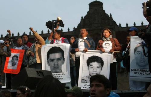 BAJO LA LUPA |Un paso hacia la verdad y la justicia para Ayotzinapa (y para México), por Fundar