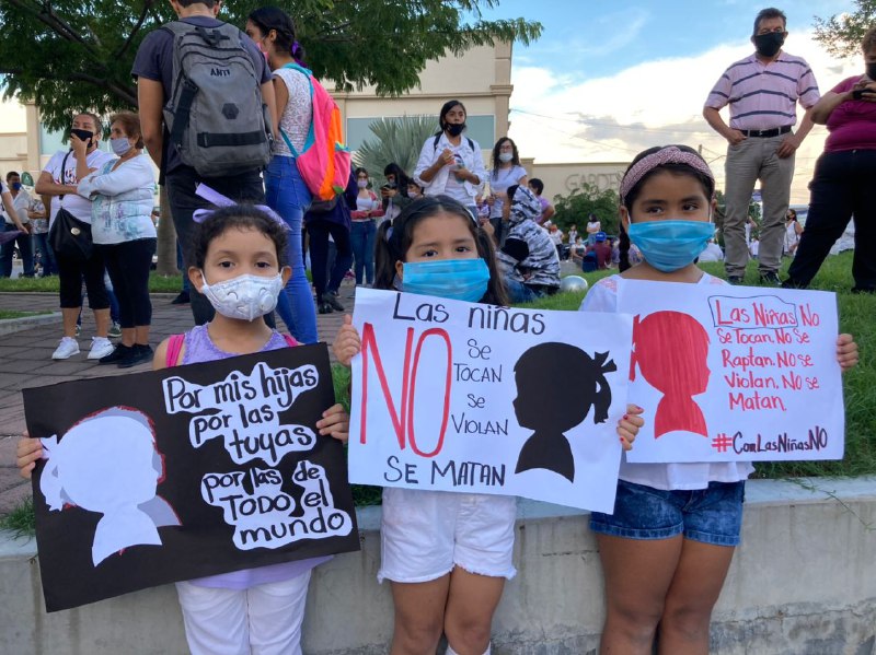 IMAGEN DEL DÍA | Tala, Jalisco: Mil mujeres y niñas salen a marchar por ¡Justicia para Elsy!