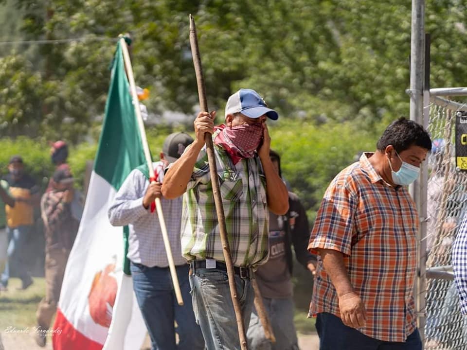 IMAGEN DEL DÍA | Agricultores desalojan a la Guardia Nacional de la Presa La Boquilla