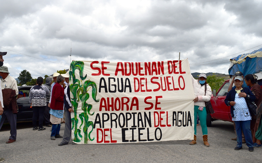 FRASE DEL DÍA | “Se adueñan del agua del suelo, ahora se apropian del agua del cielo”: Campesinas de Puebla