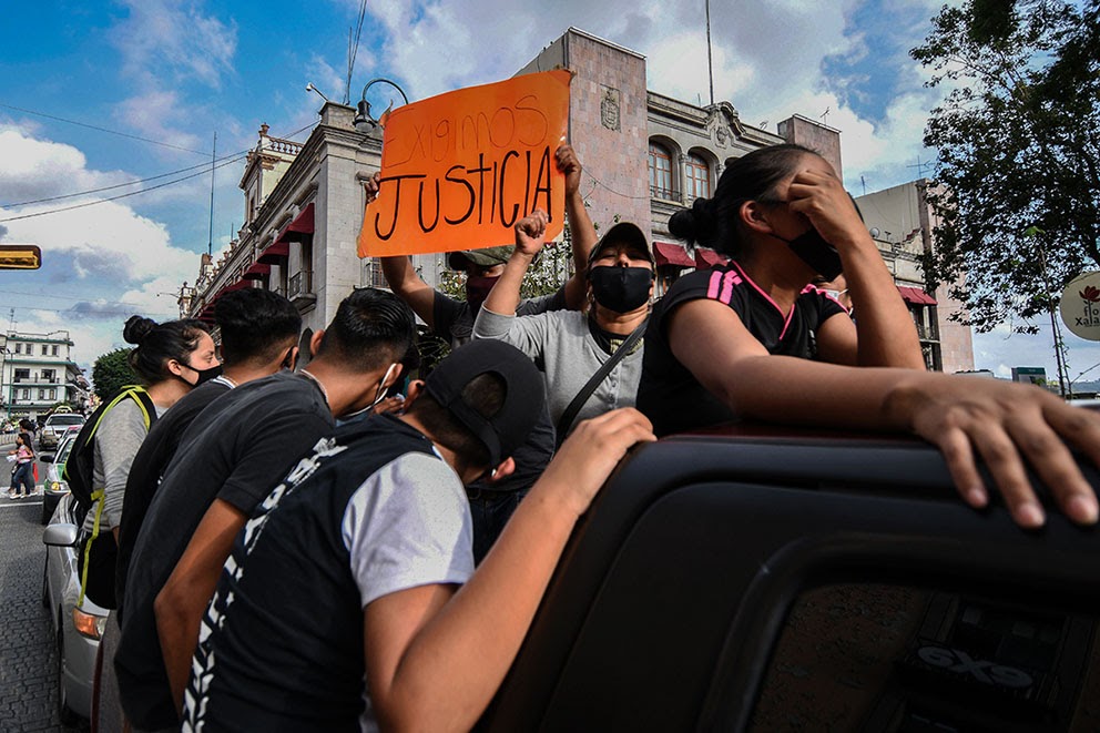 IMAGEN DEL DÍA | Gritan por justicia para Gustavo, muerto bajo custodia policial en Veracruz