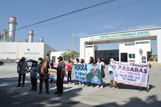 IMAGEN DEL DÍA | Protestan contra termoeléctrica de Huexca con procesión guadalupana