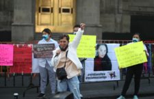 IMAGEN DEL DÍA | Feministas protestan en SCJN por el caso de Viridiana Molina