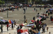 IMAGEN DEL DÍA | Acampan miles de migrantes en Tapachula a la espera de regularizarse