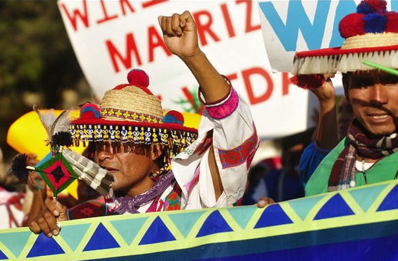 Huicholes en defensa de wirikuta, manifestaciónen DF/Foto México contaminada