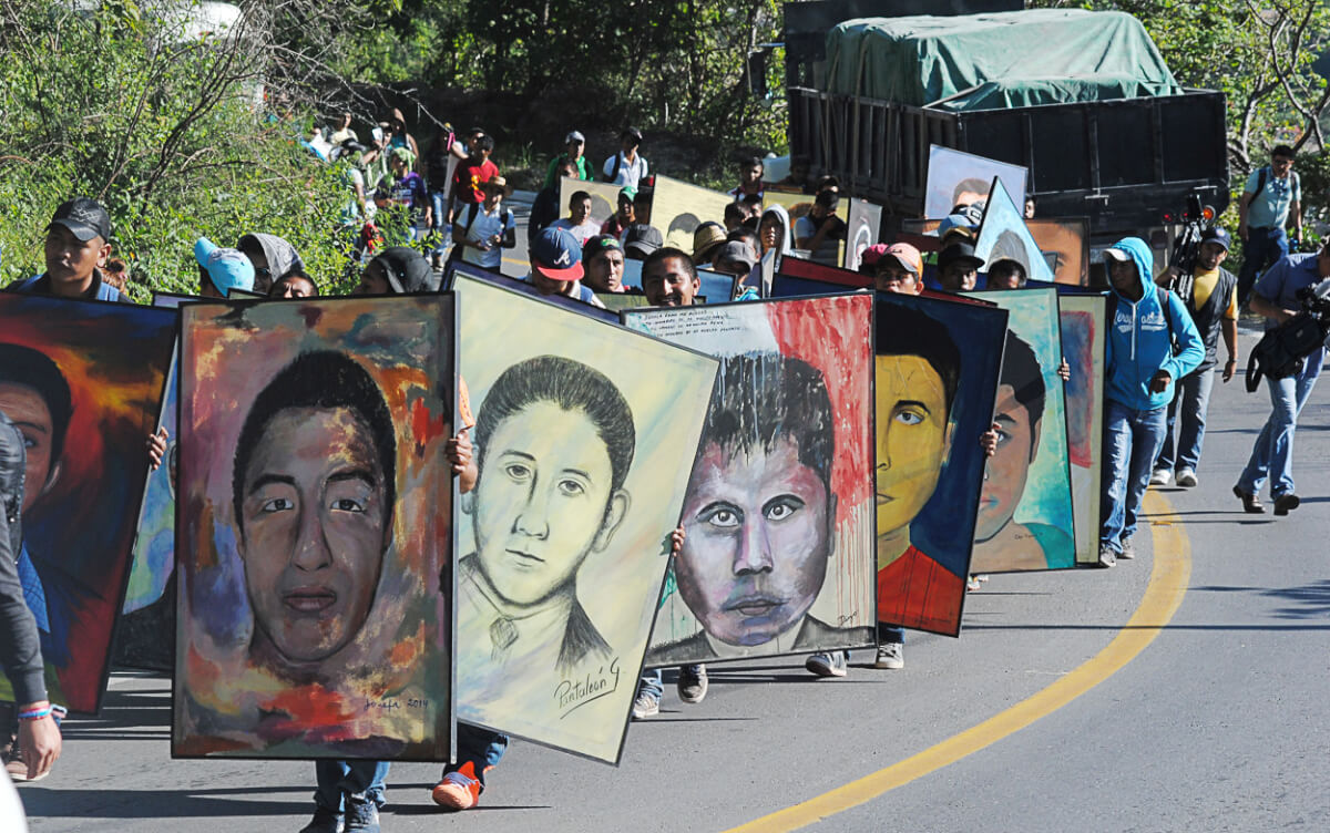 Clamor de justicia en el tercer aniversario de los hechos de Iguala