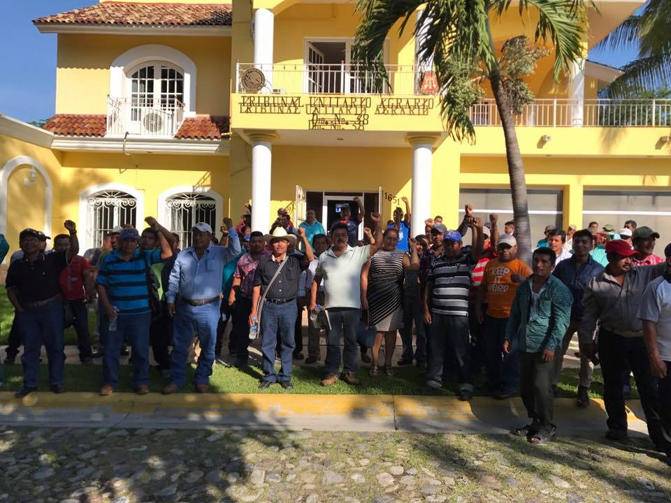 Habitantes de Santa María Ostula denuncian irregularidades en procesos de certificación de tierras