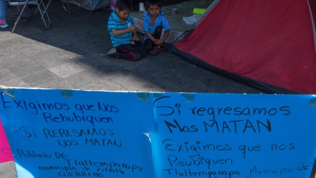 IMAGEN DEL DÍA | Desplazados de Guerrero exigen atención a sus demandas