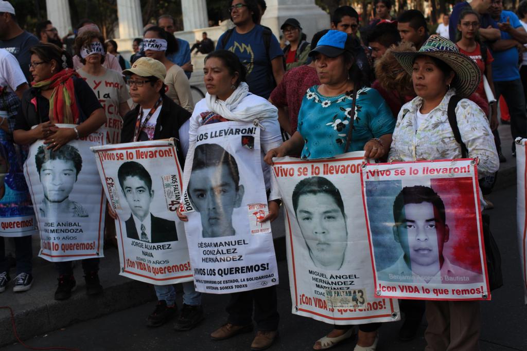 FRASE DEL DÍA | «Estamos cansados, sí, pero del gobierno, no de buscarlos”: doña Rutelia, madre de Ayotzinapa