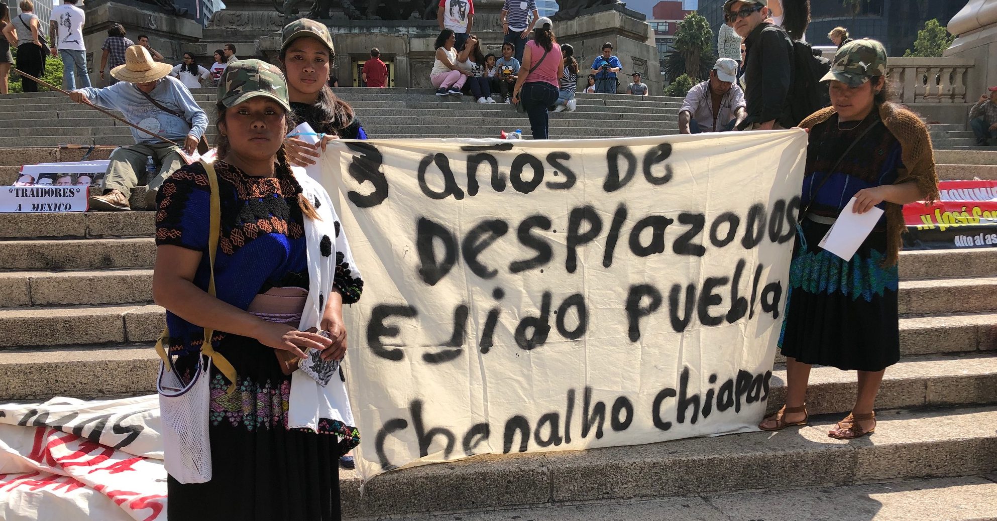 FRASE DEL DÍA | «Tenemos nuestras comunidades abandonadas porque ahí siguen los paramilitares»: Aracely, desplazada del ejido Puebla