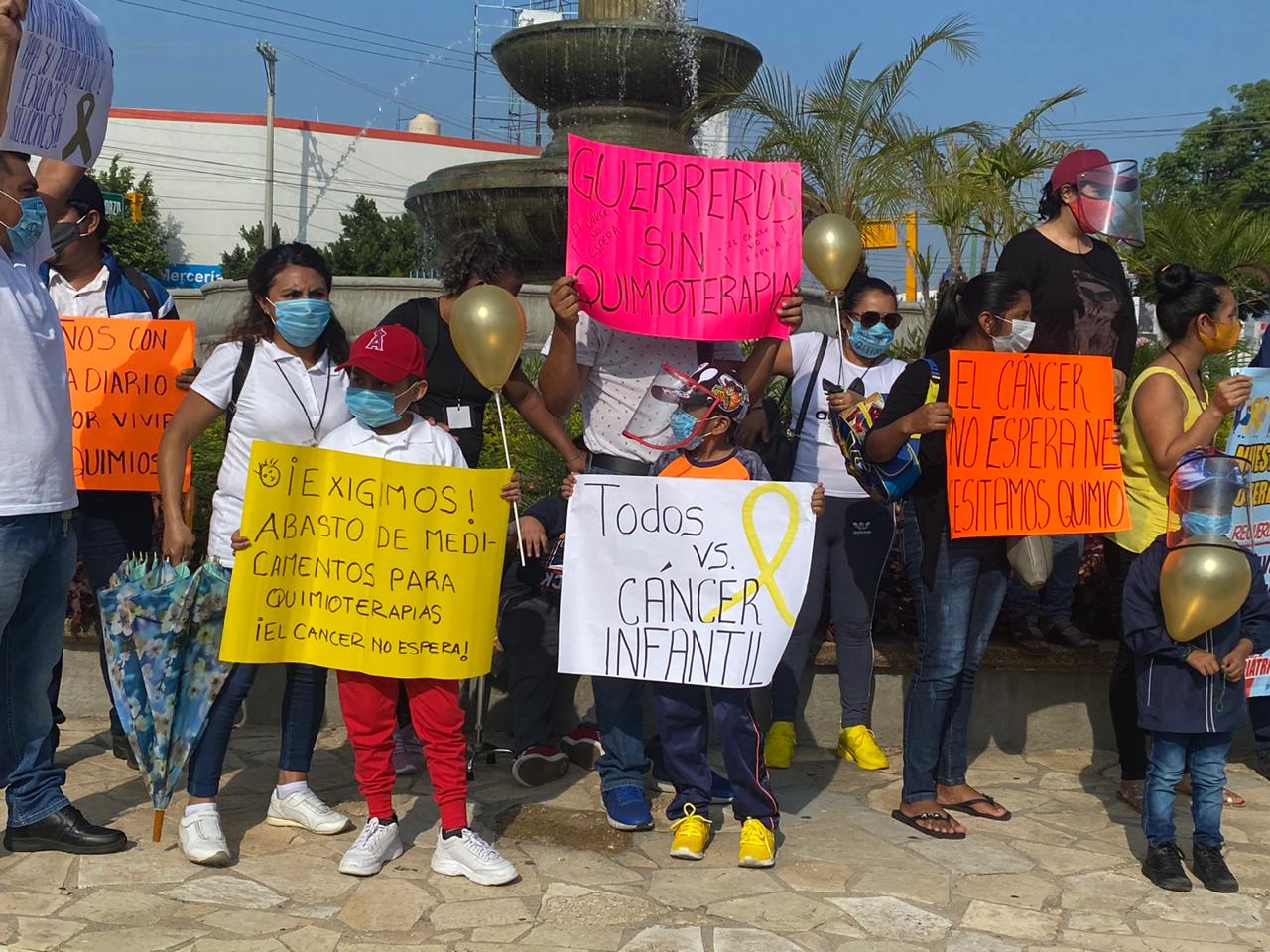IMAGEN DEL DÍA | Niños y niñas con cáncer marchan en Chiapas