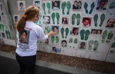 FRASE DEL DÍA | “Las autoridades están ausentes en este momento como lo han venido haciendo en estos 12 años”: Ana Enamorado, madre de desaparecido